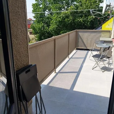 Alisa Apartmán *